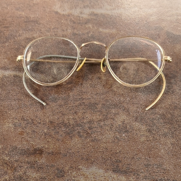 Vintage Gold Round Glasses - Picture 1 of 3